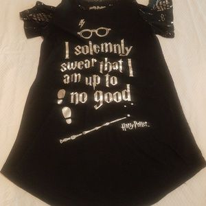 Harry Potter Kid's Size 6/6x shirt. Black, Silver.